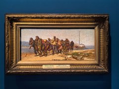 而是正在艺术实践中被实正在激活的“问题